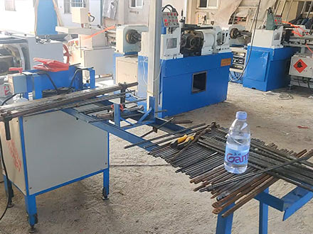 2021年2月22號(hào)自動(dòng)滾絲機(jī)莆田安裝現(xiàn)場(chǎng)